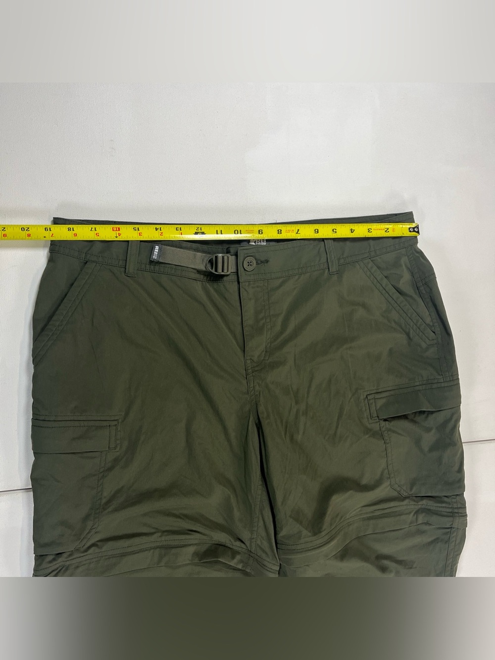 REI Co-op Sahara Convertible Hiking Pants Womens 16 Petite Green Relaxed Zip Off - Picture 8 of 16